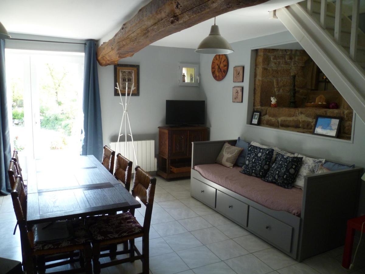 La Gilberdiere Holiday home La Rochelle-Normande